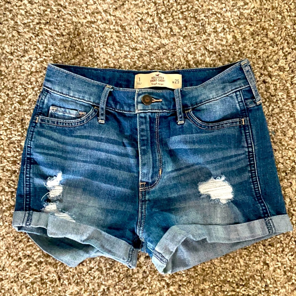 Hollister Short Short (high-rise)